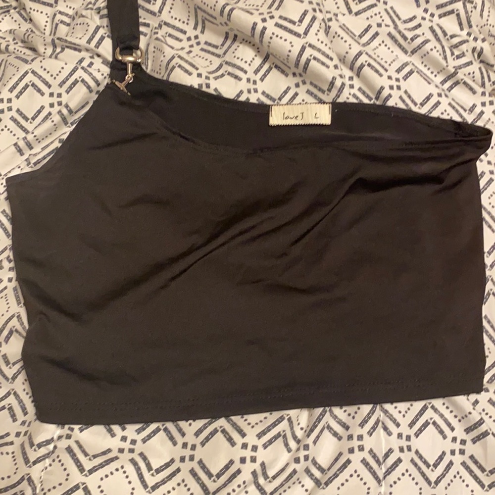 Black size large crop top with metal side piece